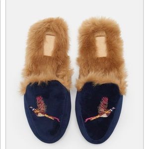 FERNDALE PREMIUM LOAFER SLIPPERS